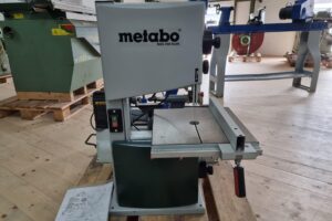 <strong>Gebraucht</strong> Metabo kleine Bandsäge BAS26, Bandlänge 1712 mm – Bild 1