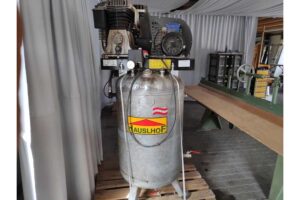 <strong>Gebraucht</strong> Air Kraft Kompressor 823/300