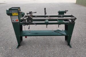 R110 Kopierdrechselbank mit Frequenzumformer, M33 Gewinde, 1100 mm Spitzenweite