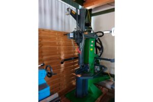 <strong>Ausstellungsmaschine</strong> Holzspalter Hauslhof MX 130 CD 2 Speed Auto inkl. Seilwinde
